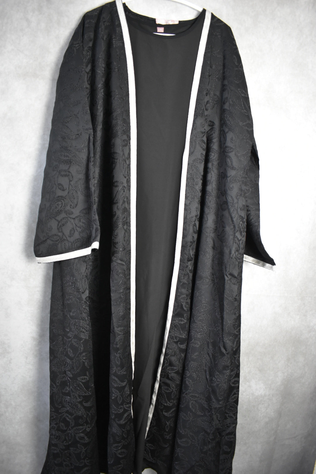 The Jacquard 2 Piece Abaya