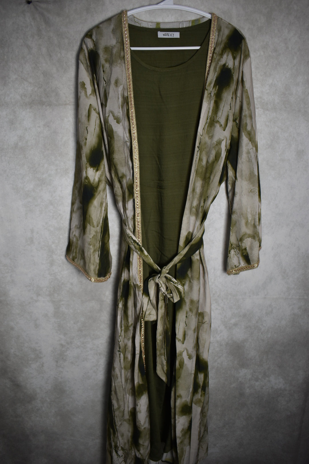 The Two Piece Tie Dye Abaya With Adjustable Belt